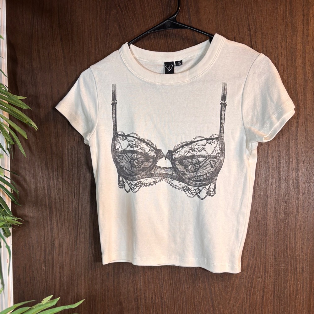 Windsor Lace Bra Graphic Baby Tee White XS Y2K Coquette